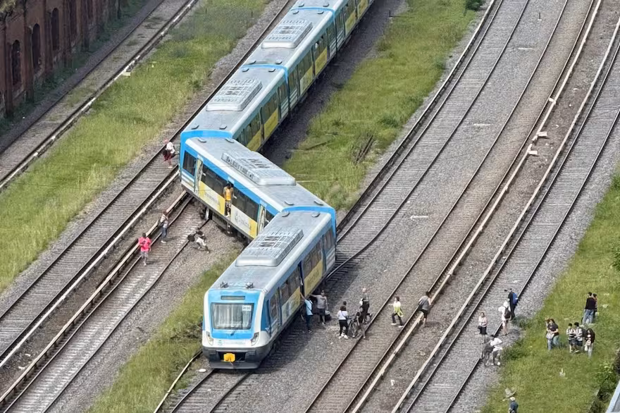 Descarriló una formación del Tren Sarmiento en Liniers