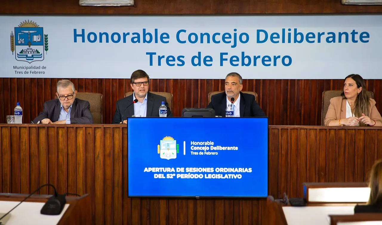 Tres de Febrero: En apertura de sesiones Aybar ratificó su plan de baja de impuestos y diferencias con el modelo provincial